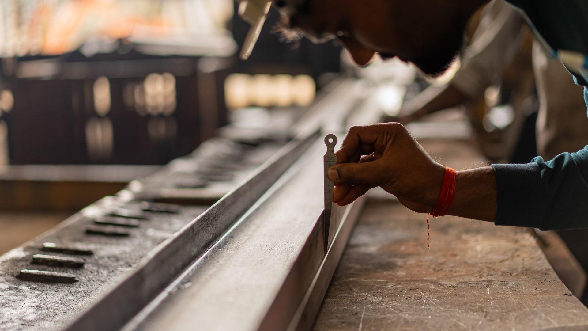 Manufacturing: Installation scheduling from 17 hours a week to under two